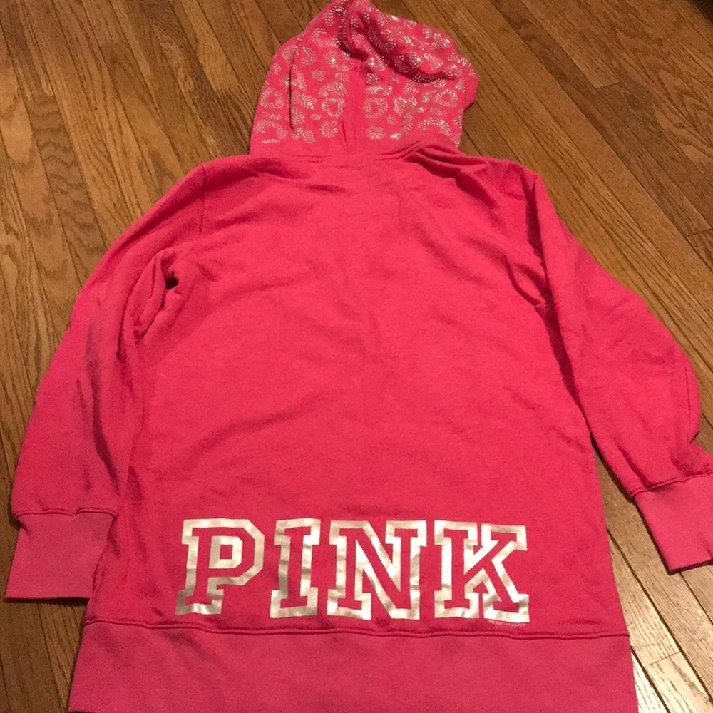 Zip up - Picture 3 of 3